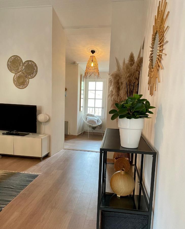 Appartement Aux Pieds Du Palais Des Papes. Αβινιόν Εξωτερικό φωτογραφία